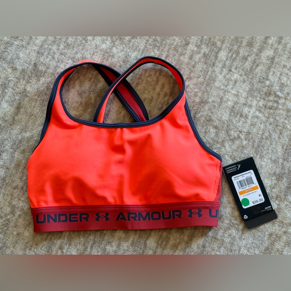Under armour medium support compression sports bra. Size small